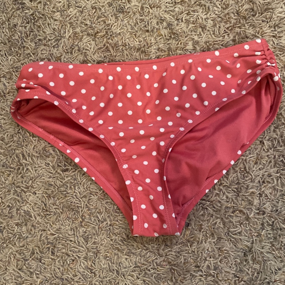 Time and Tru swimsuit bottoms